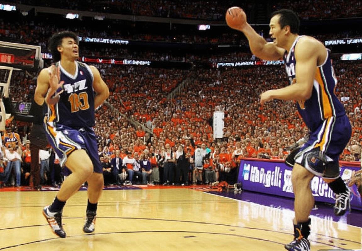 2006年NBA季后赛：火箭对爵士巅峰对决回顾(图2)