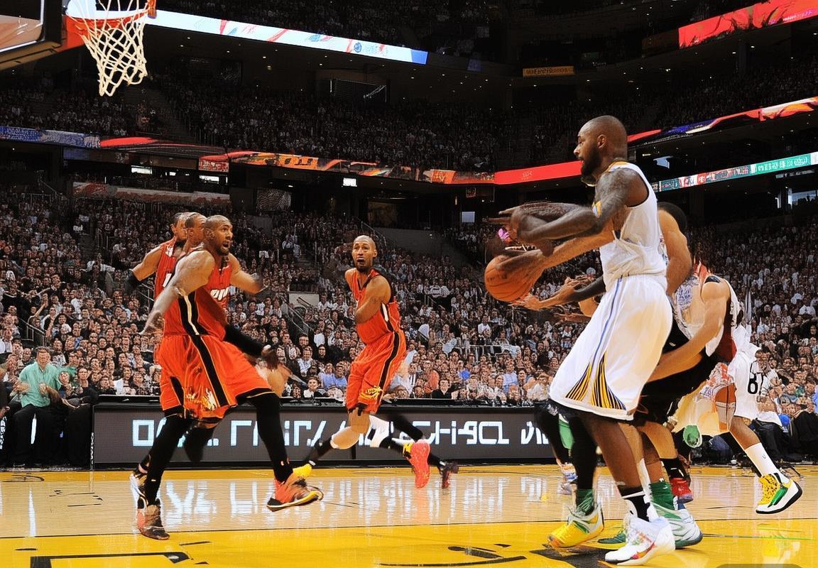 2014NBA常规赛焦点之战：热火VS勇士激情碰撞瞬间(图5)